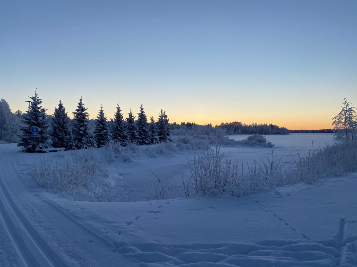 Hotelli Kultainen Joutsen Kuusamo Zewnętrze zdjęcie